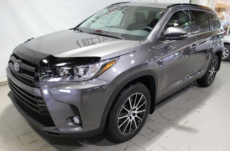Toyota Highlander (2014-Up) FormFit Hood Protector