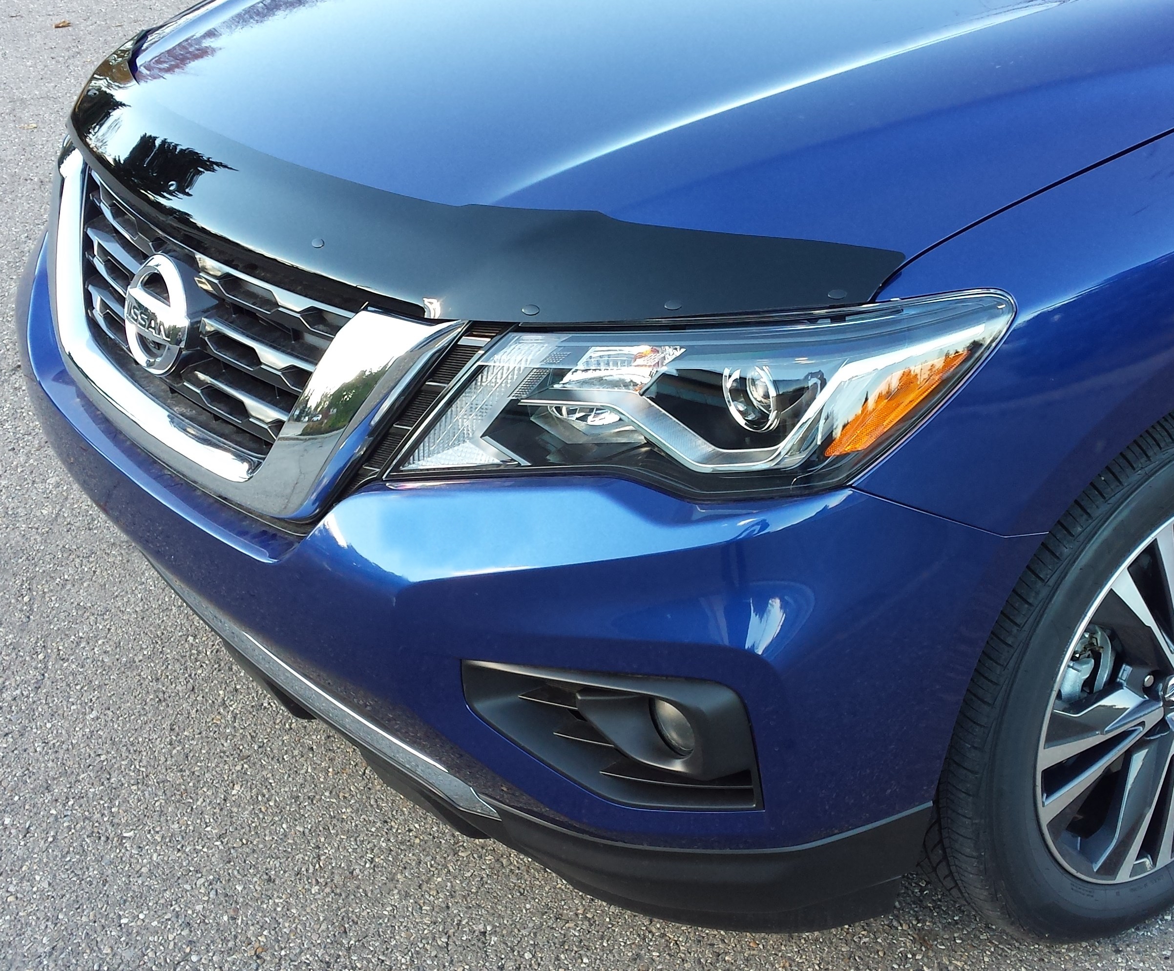 Nissan Pathfinder 2017 Up Formfit Hood Protector Nissan Pathfinder