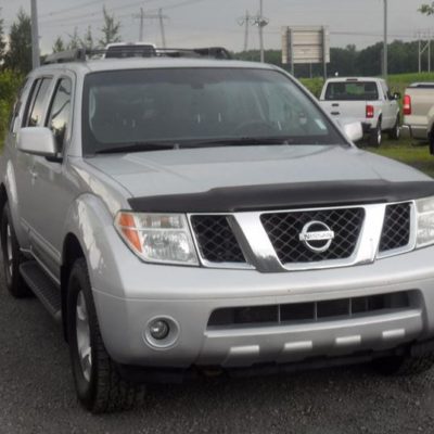 Nissan Pathfinder (2005-2007) FormFit Hood Protector