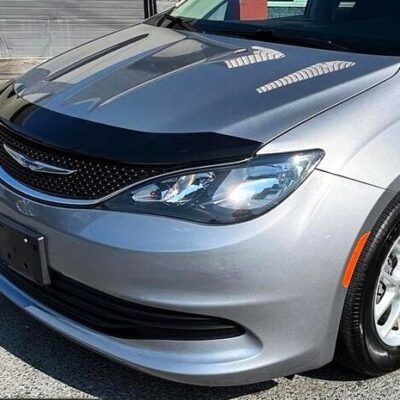 Chrysler Pacifica (2017-up)<br> Chrysler Grand Caravan (2021-up) <br>FormFit Hood Protector