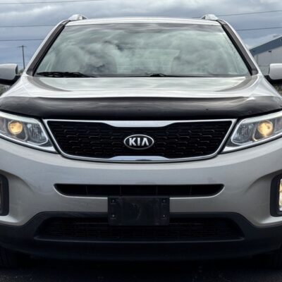 KIA Sorento (2011-2015) <br>FormFit Hood Protector