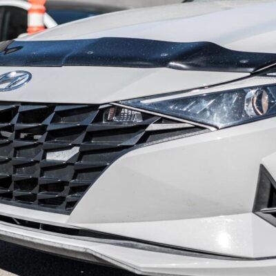 Hyundai Elantra (2022-2025)<br> FormFit Hood Protector