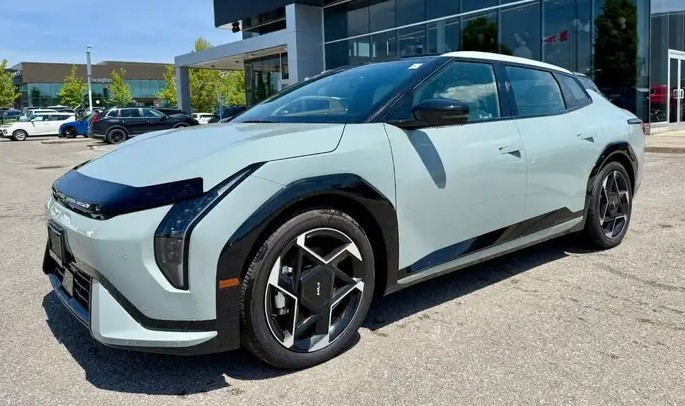 KIA EV4 (2026-) <br> Hood Protector - Image 4
