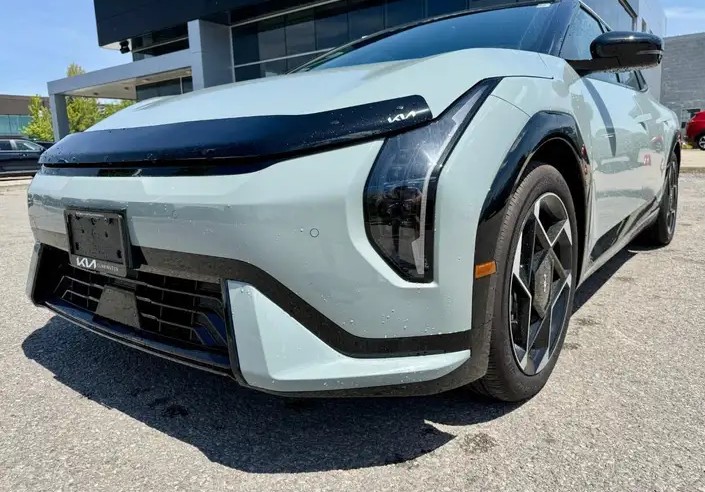 KIA EV4 (2026-) <br> Hood Protector